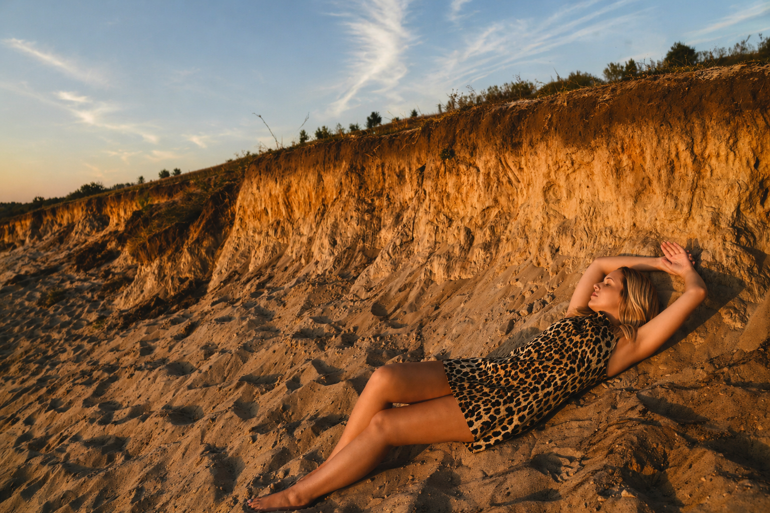 modelkaInpleasureCome